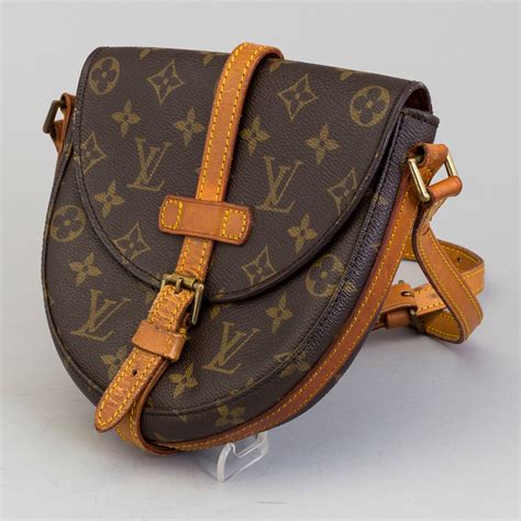 louis vuitton sholder bag|More.